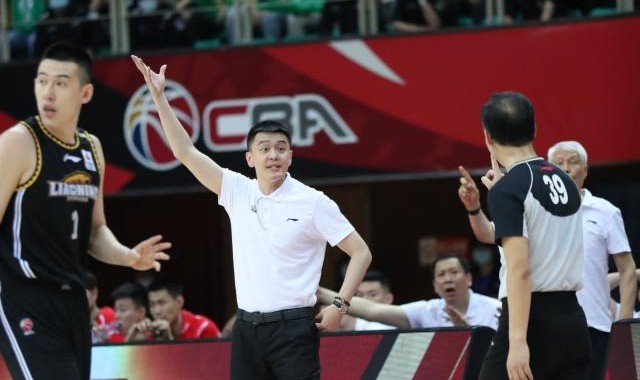 开云官网登录入口-斗法杜锋仍显稚嫩！杨鸣为输球道歉：是我不够好