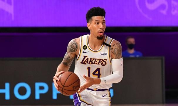 开云官网入口-从邓肯到恩比德！格林盘点4大领袖有何不同